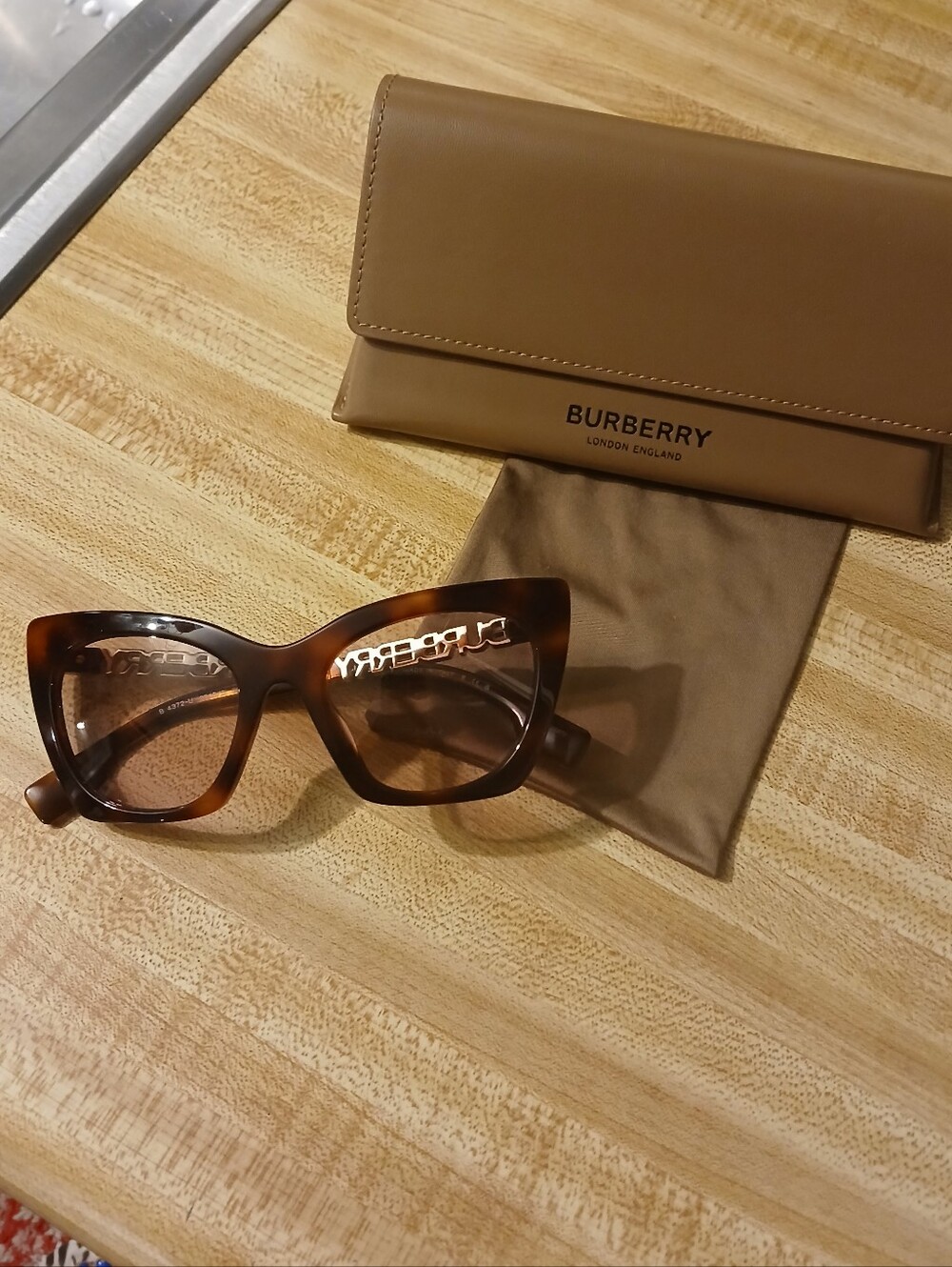 Burberry GORGEOUS FULL INCLUSION Sunglasses